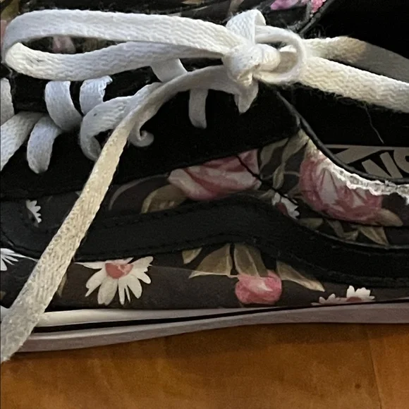 Vans Black and Pink Floral Shoes - Picture 4 of 8